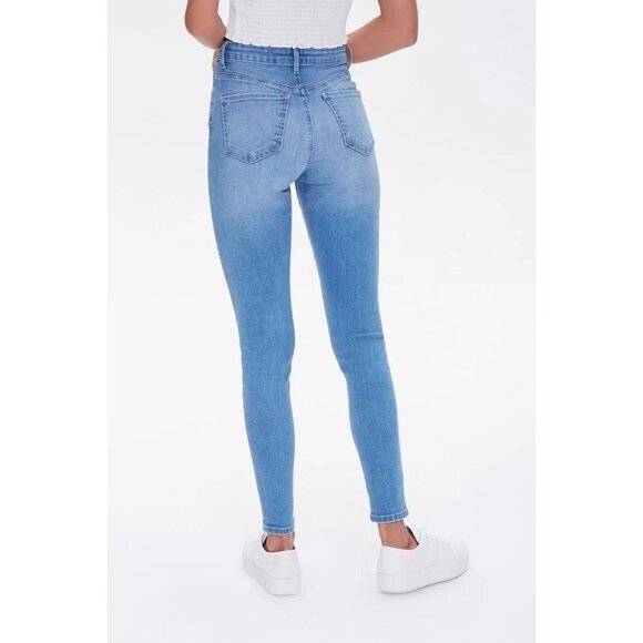 NWT Forever 21 High-Waisted Skinny Jeans in Medium denim Size 26 - Picture 2 of 10